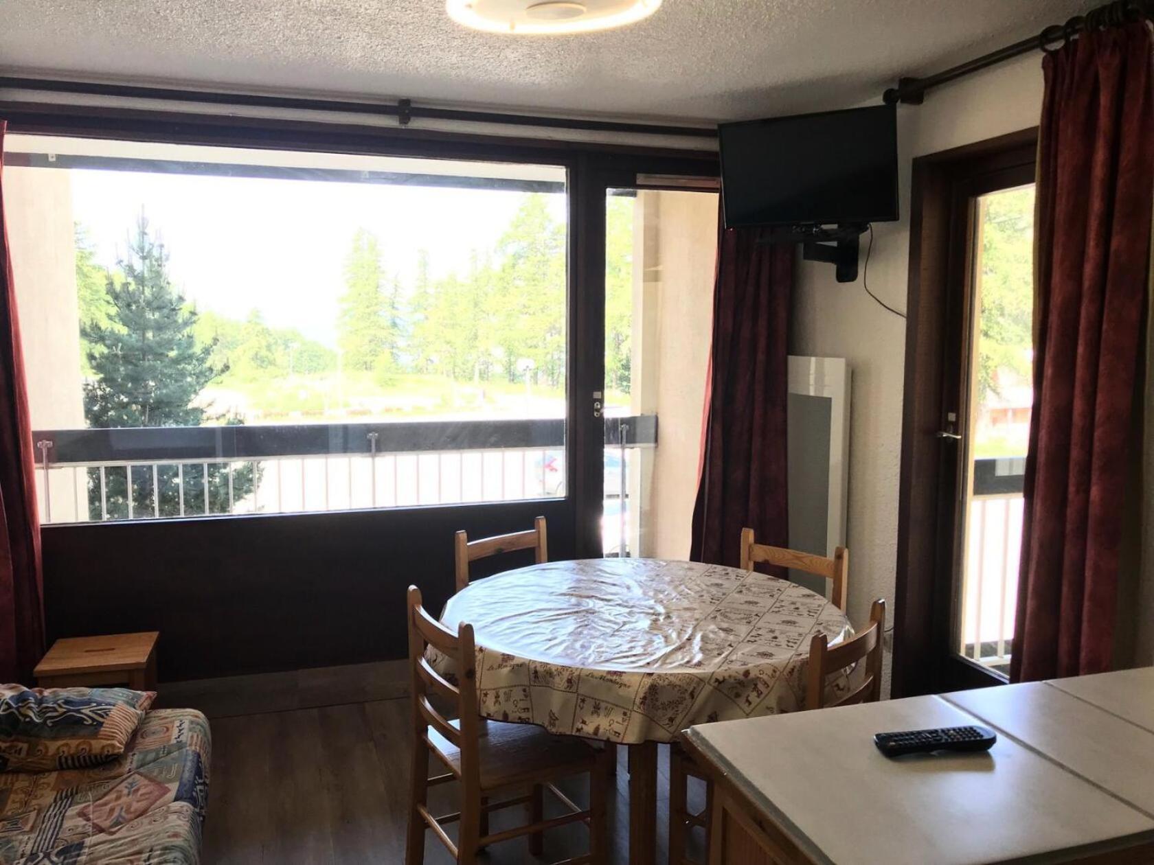 Residence Chalmettes - Studio 4 Pers. - Skis Aux Pieds Mae-8764 Montgenèvre Kültér fotó